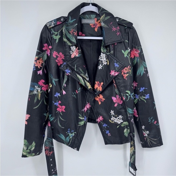 bagatelle Jackets & Blazers - EUC Bagatelle Floral Moto Jacket